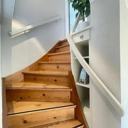 Klagenfurt Frank No1 - With Free Parking, Smart-tv & Self Check-in Apartment Klagenfurt am Woerthersee