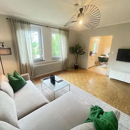 Frank No1 - Klagenfurt - Free Parking, Air Conditioning, Smart-tv & Self Check-in Appartement