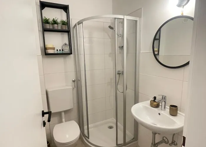 Klagenfurt Frank No1 - Free Parking, Air Conditioning, Smart-tv & Self Check-in *